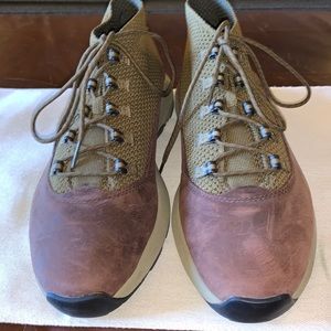 Danner Urban Trail boots/shoes. Size 9 1/2.